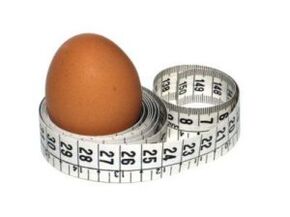 uovo e centimetro per la perdita di peso